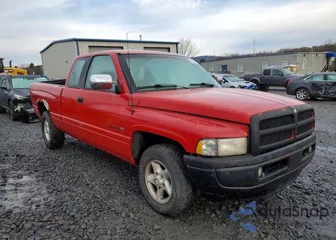1996 Dodge Ram 1500 z USA, uszkodzony, nr VIN 3B7HC13YXTG149937